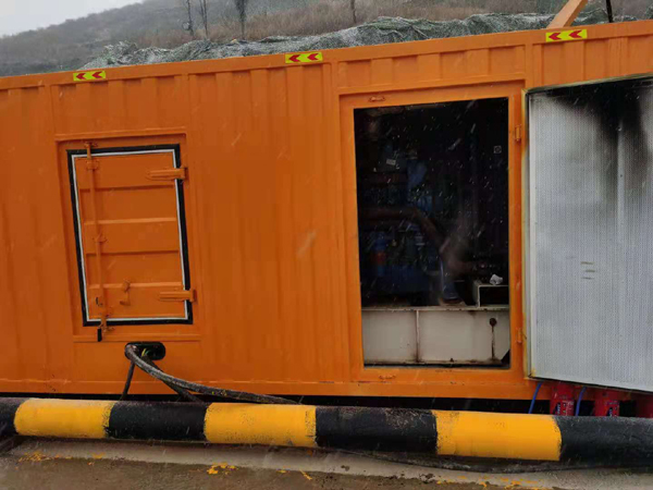 库伦发电机出租 柴油发电机组电压低报警怎么办？