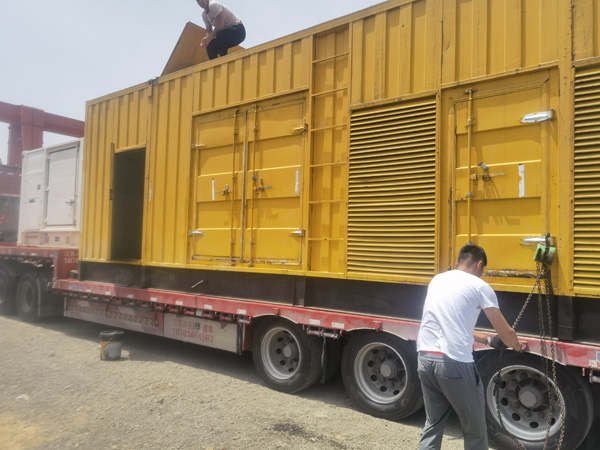 库伦除了负载情况和发动机维护，还有哪些因素会影响 200kw 柴油发电机的油耗？